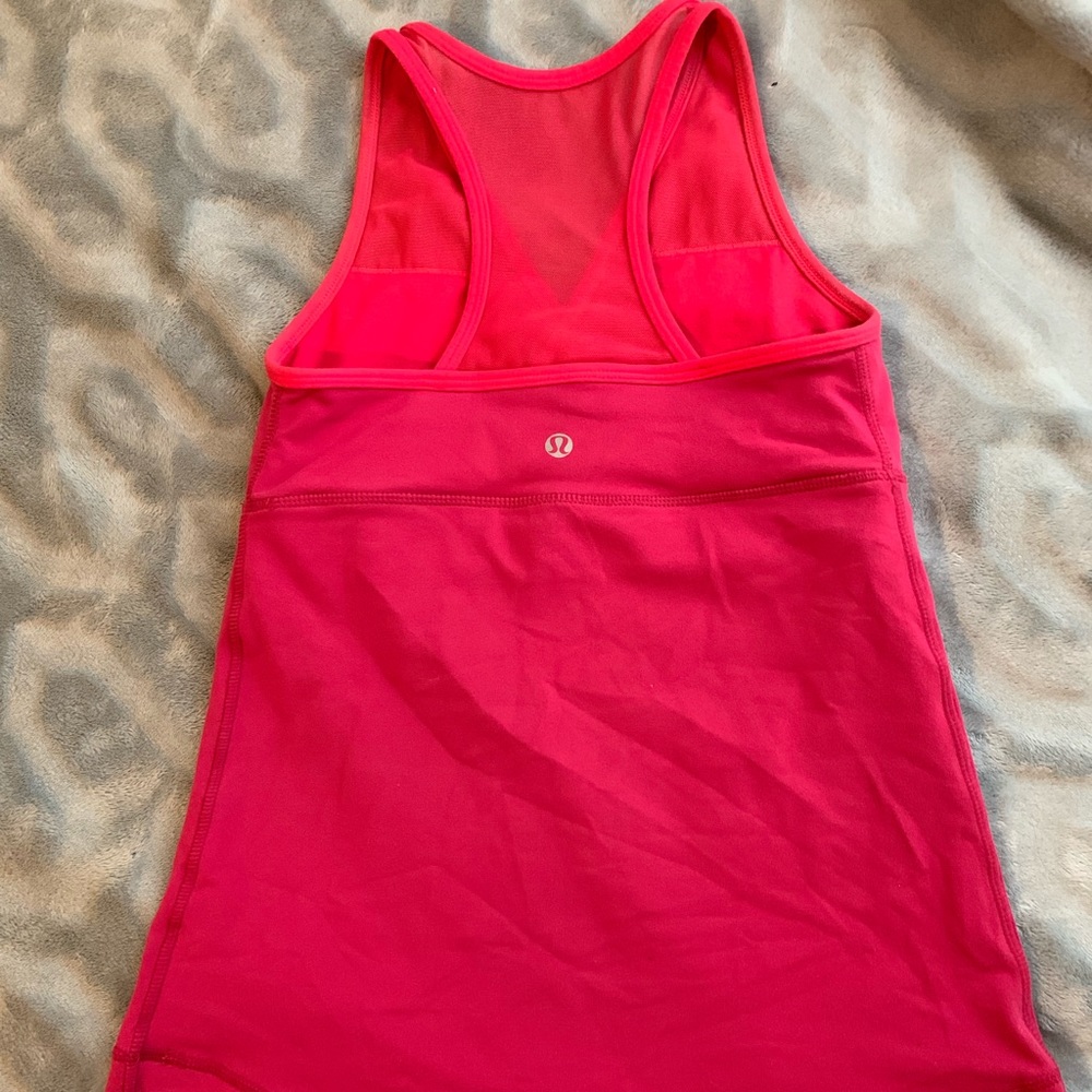 Lululemon top - Picture 2 of 3
